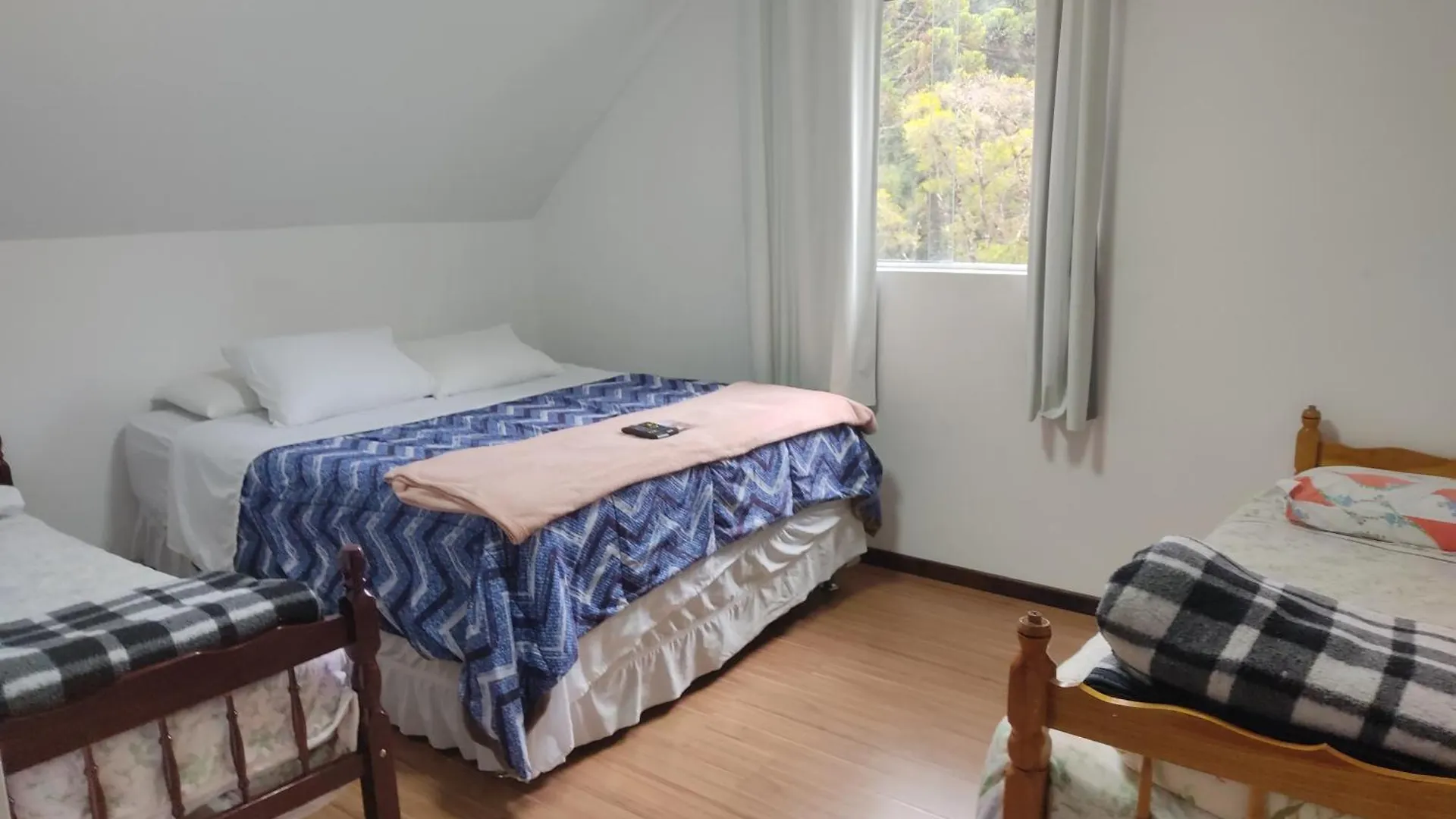 Bed and Breakfast A Nossa Casinha No Bosque Campos do Jordão 0*,  Brasile