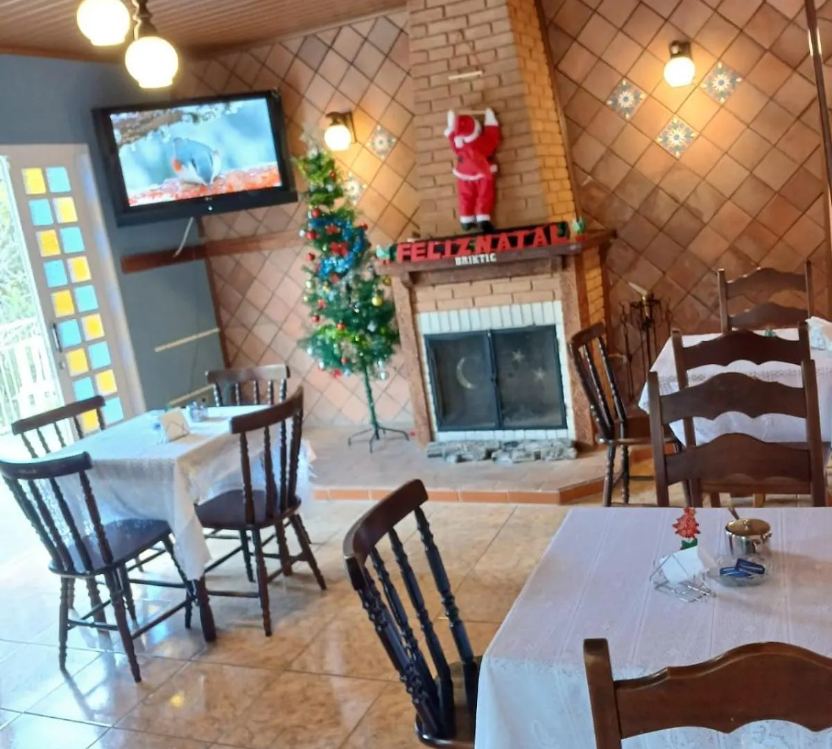 Bed and Breakfast A Nossa Casinha No Bosque Campos do Jordão Bed & Breakfast