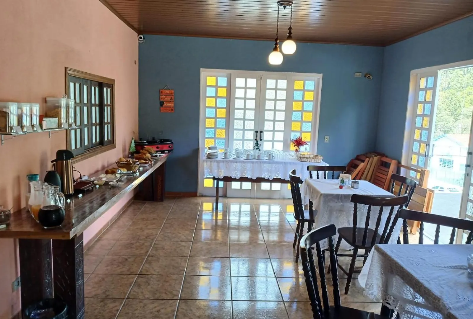 Bed and Breakfast A Nossa Casinha No Bosque Campos do Jordão Bed & Breakfast